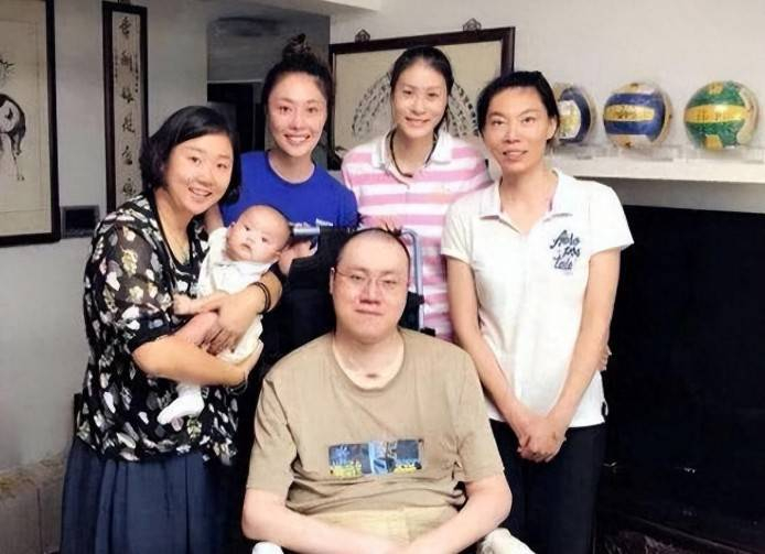 澳客-瘫痪19年汤淼近况：母亲妻子早已改嫁，女儿已9岁，郎平多次探望|排球|周苏红|中国男排|离婚|轮椅_新浪新闻